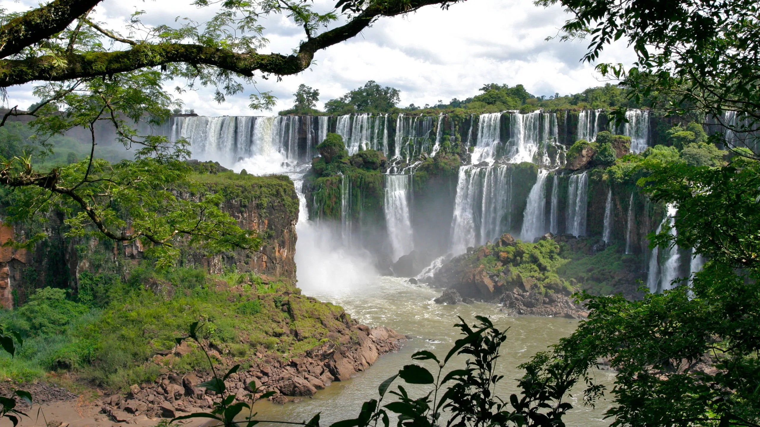 Foz do Iguaçu com ingresso nas Cataratas