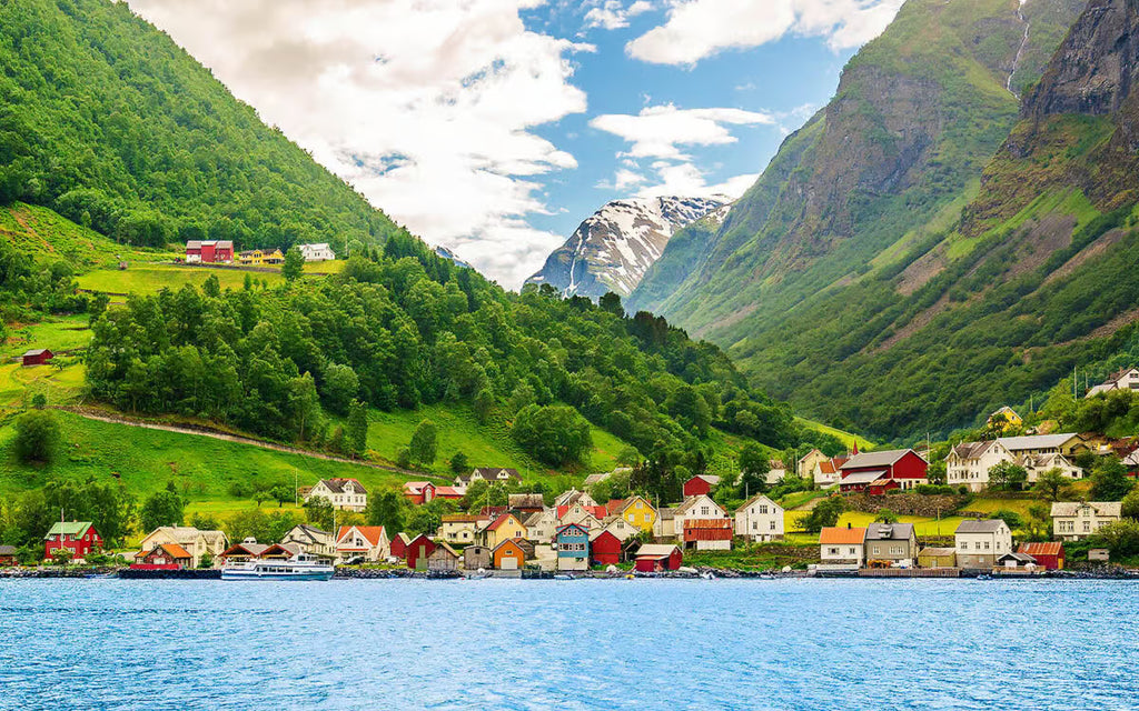 Fiordes, Estocolmo e Helsinque